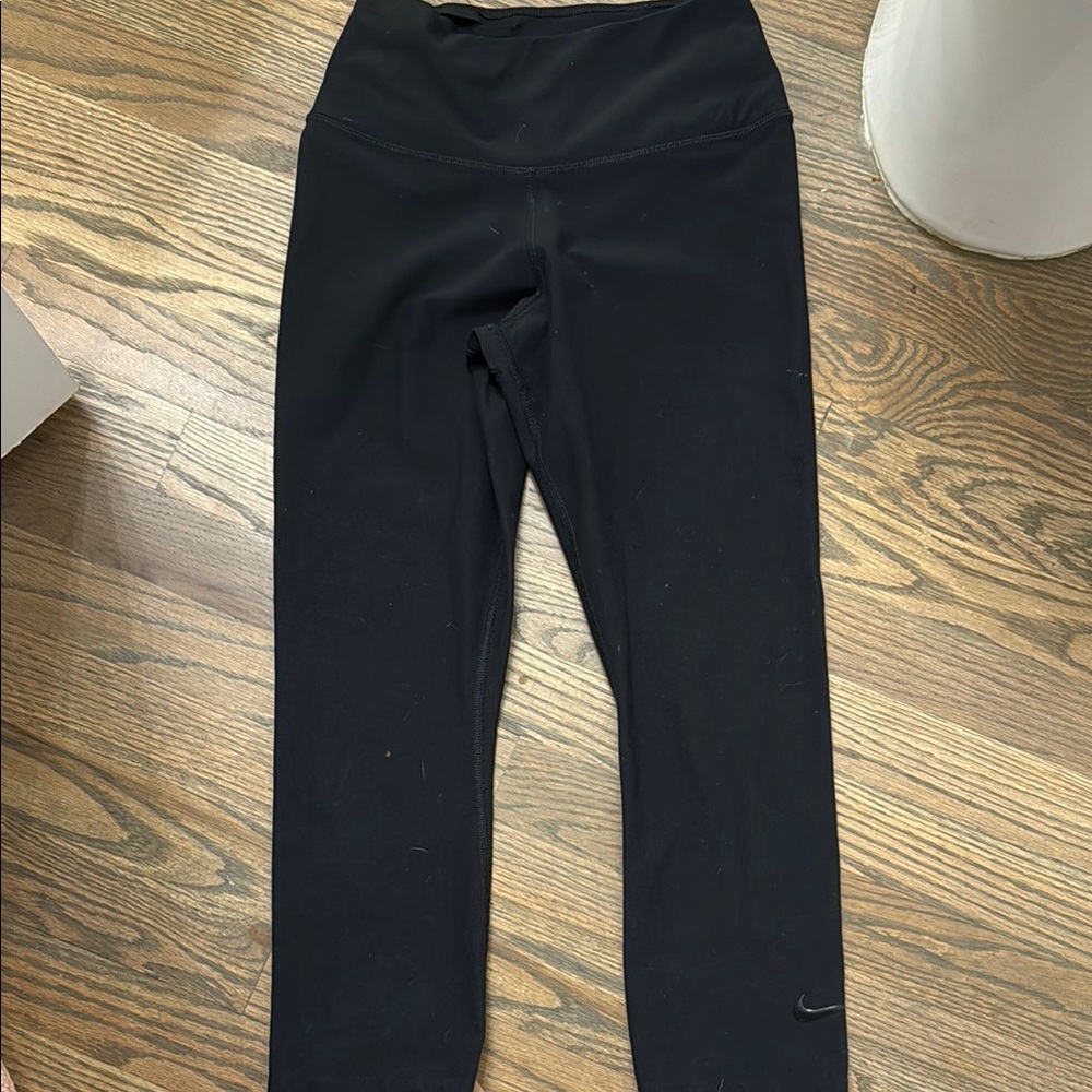 Nike Dri Fit Ten less plastic bottles Leggings